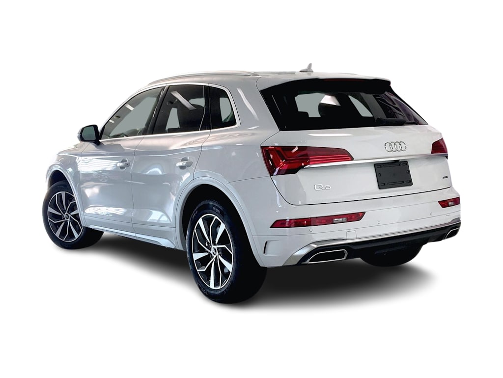 Thumbnail: 2023 Audi Q5 - 4