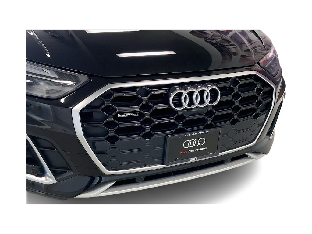 Thumbnail: 2023 Audi Q5 - 30