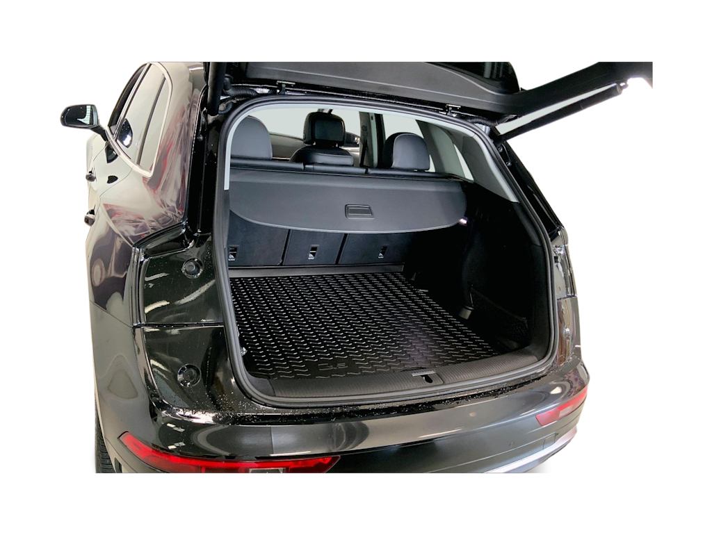 Thumbnail: 2023 Audi Q5 - 17