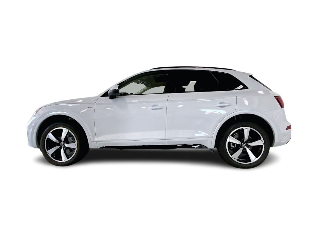 Thumbnail: 2023 Audi Q5 - 3