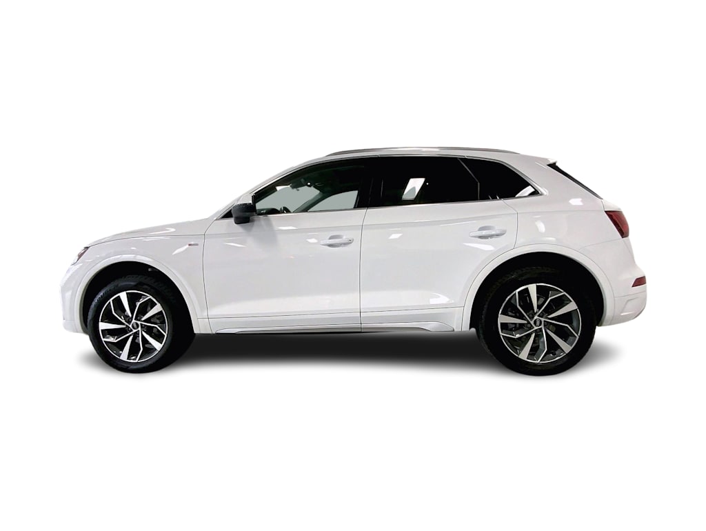 Thumbnail: 2022 Audi Q5 - 3