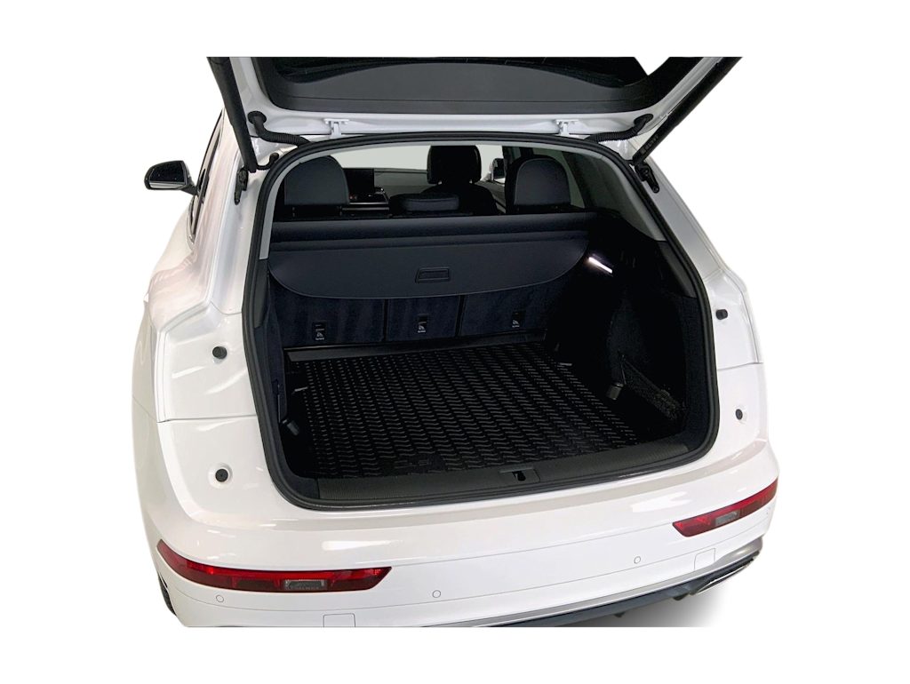 Thumbnail: 2022 Audi Q5 - 18