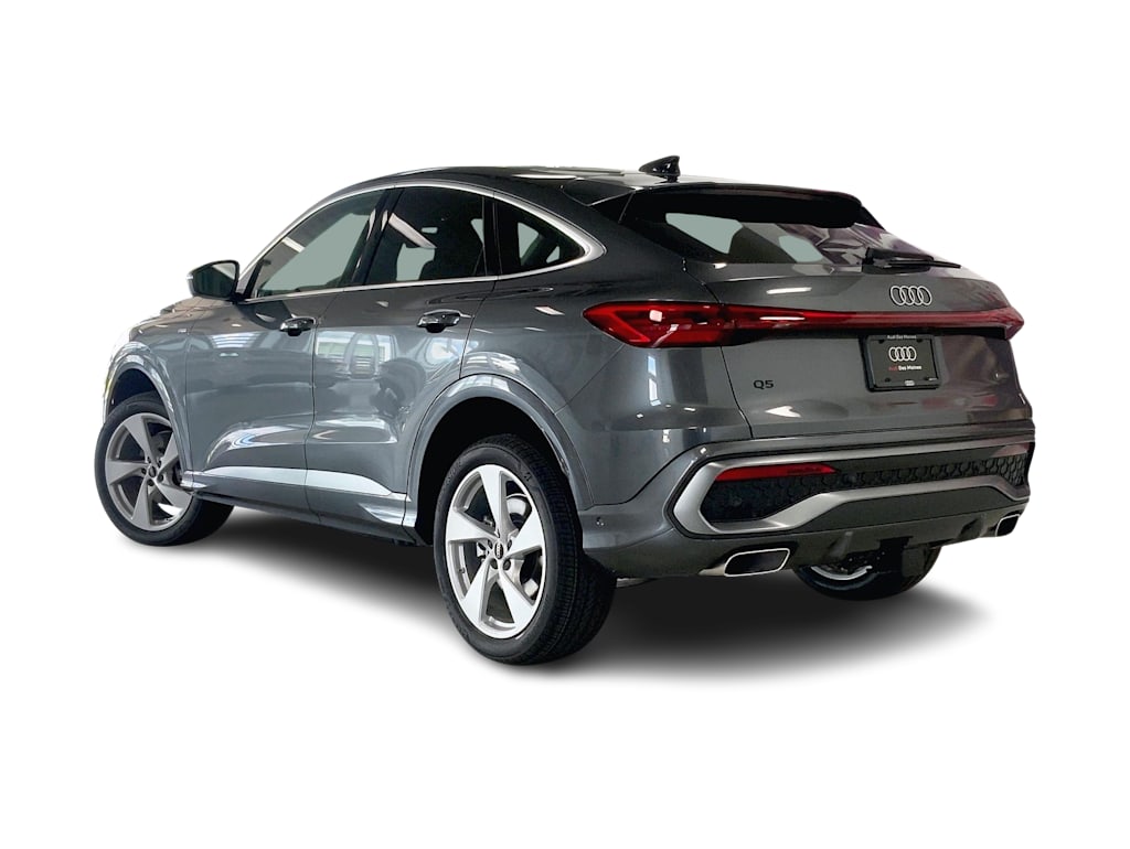 Thumbnail: 2026 Audi Q5 - 4