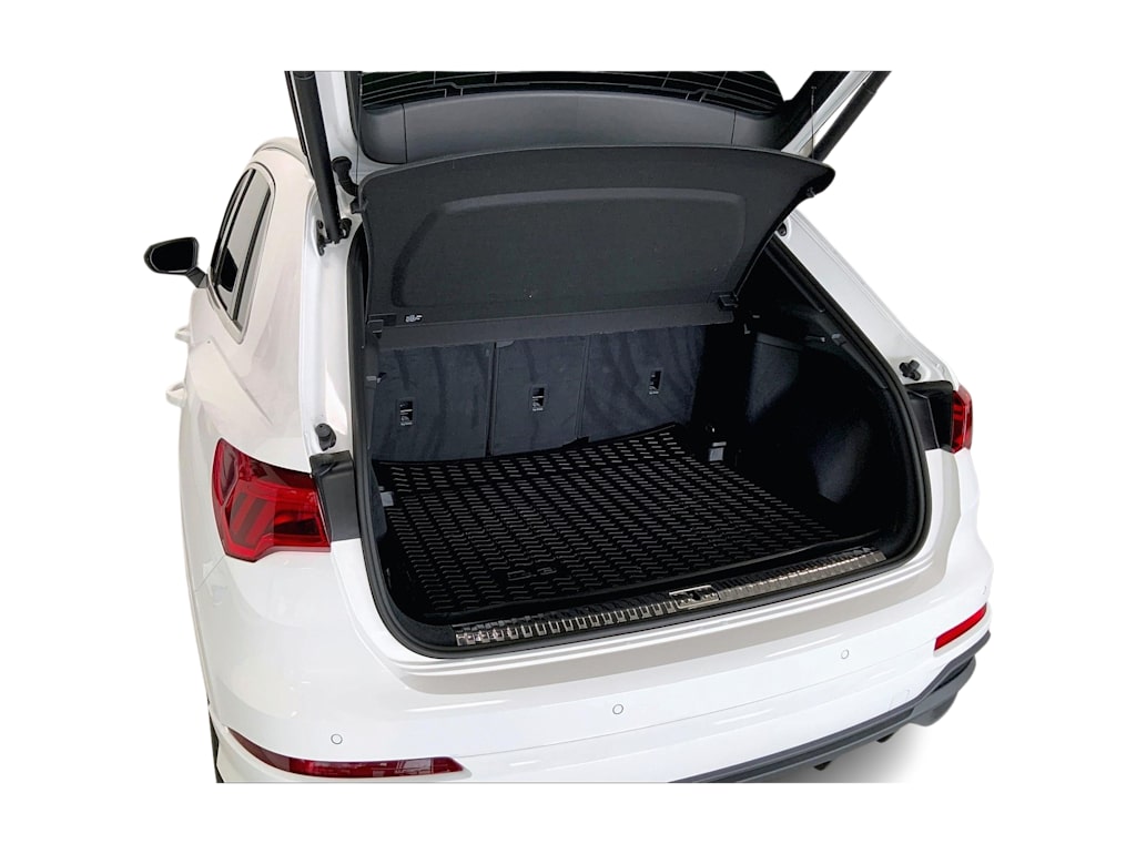 Thumbnail: 2024 Audi Q3 - 19