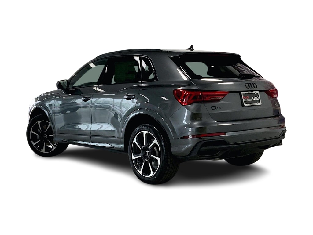 Thumbnail: 2025 Audi Q3 - 4