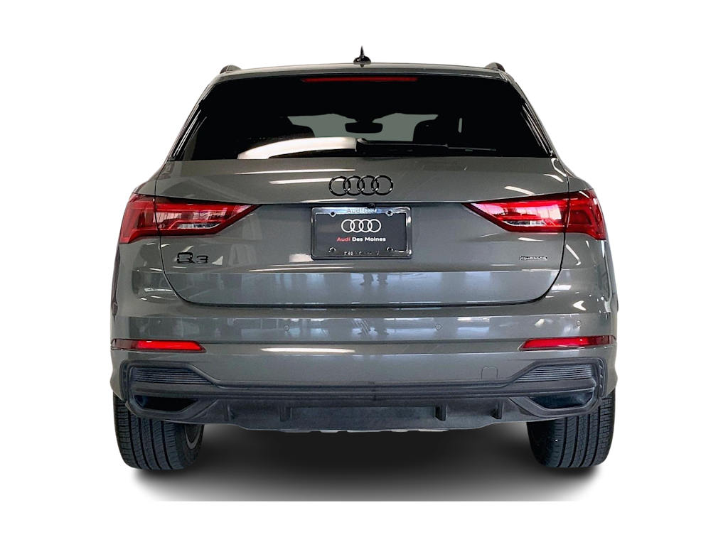 Thumbnail: 2023 Audi Q3 - 5