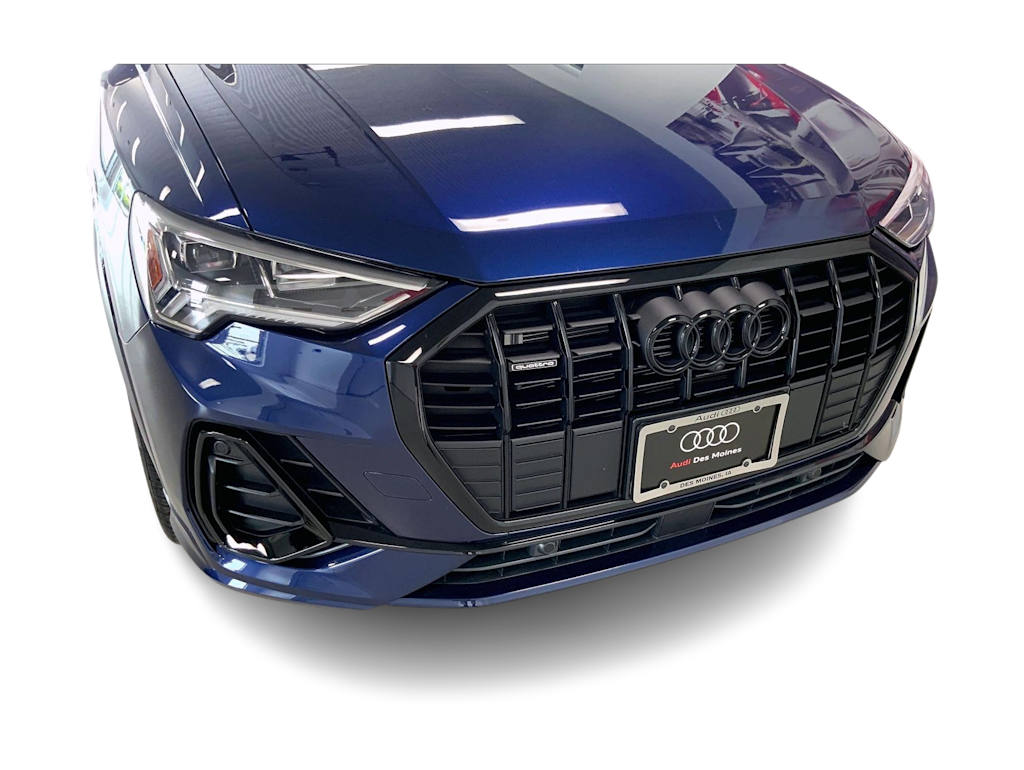 Thumbnail: 2025 Audi Q3 - 30