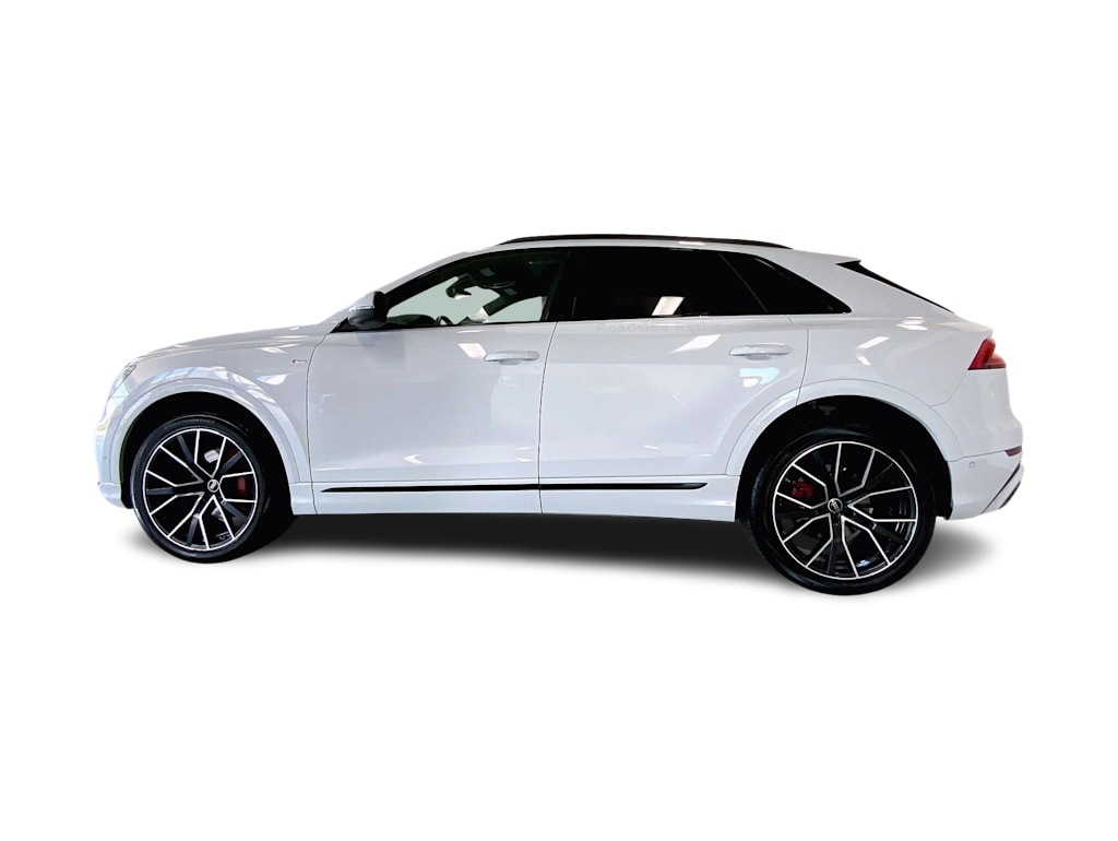 Thumbnail: 2023 Audi Q8 - 3