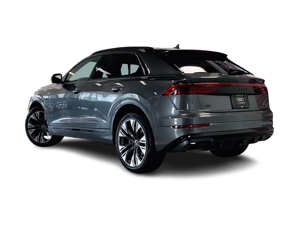 Thumbnail: 2026 Audi Q8 - 4