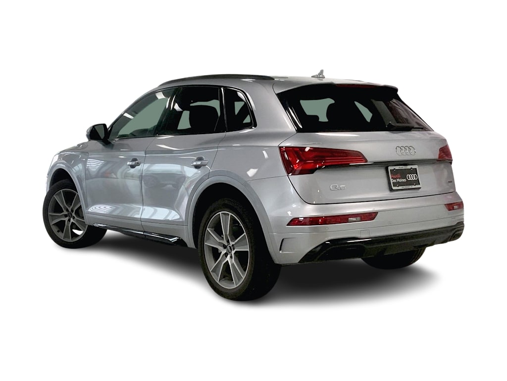 Thumbnail: 2025 Audi Q5 - 4