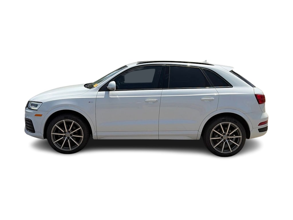 Thumbnail: 2017 Audi Q3 - 3