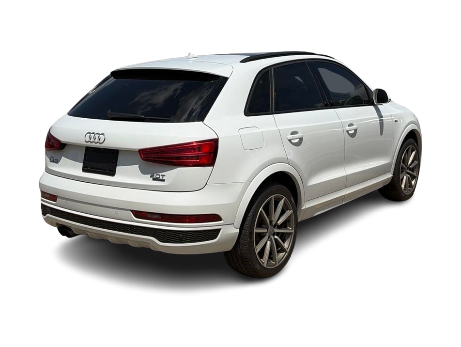 Thumbnail: 2017 Audi Q3 - 10