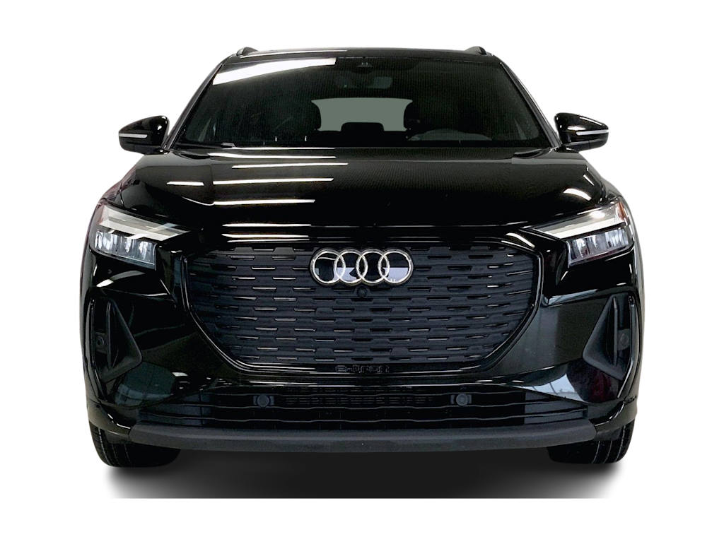 Thumbnail: 2023 Audi Q4 e-tron - 6