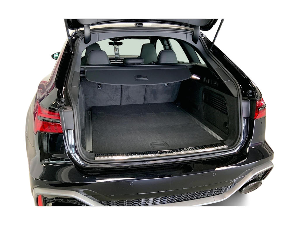 Thumbnail: 2026 Audi RS 6 - 18