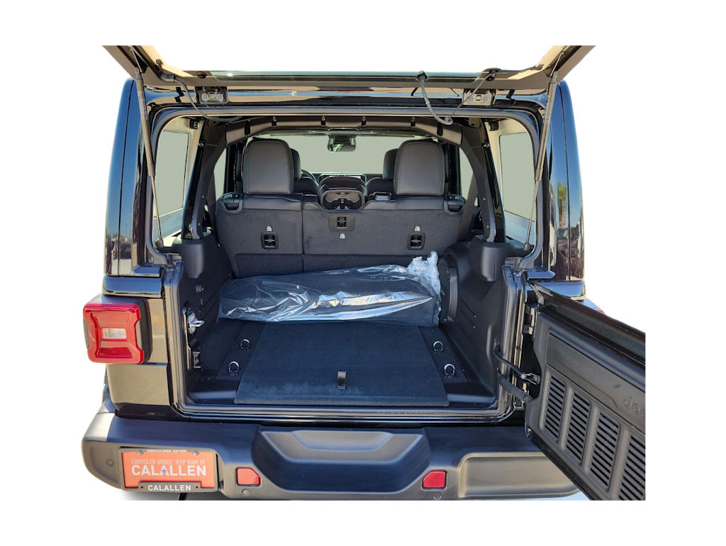 Thumbnail: 2026 Jeep Wrangler - 18