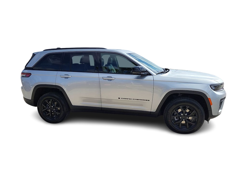 Thumbnail: 2026 Jeep Grand Cherokee - 24