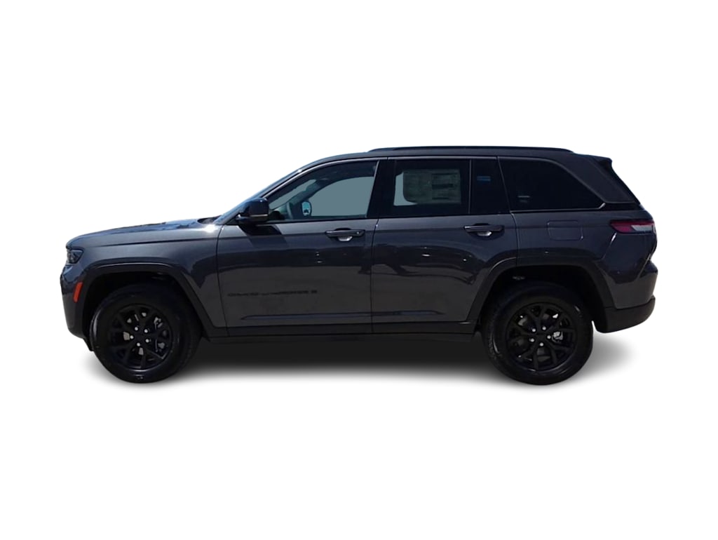 Thumbnail: 2026 Jeep Grand Cherokee - 3