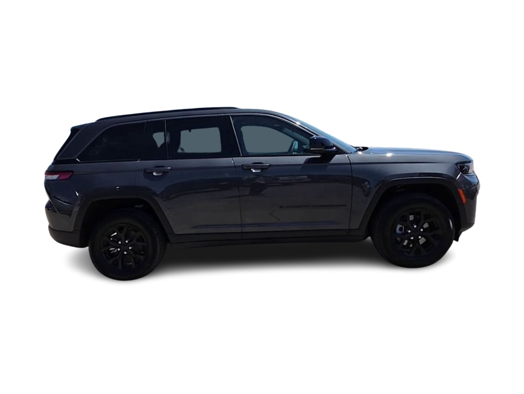Thumbnail: 2026 Jeep Grand Cherokee - 22