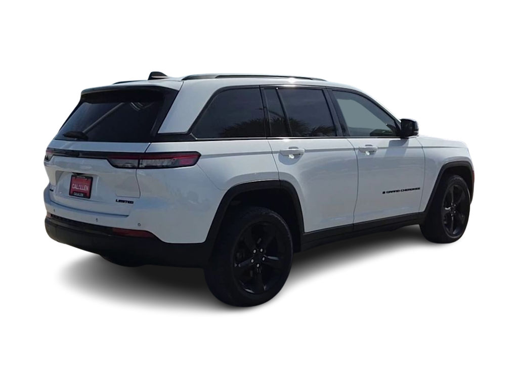 Thumbnail: 2023 Jeep Grand Cherokee - 21