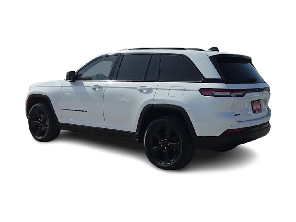 Thumbnail: 2023 Jeep Grand Cherokee - 4