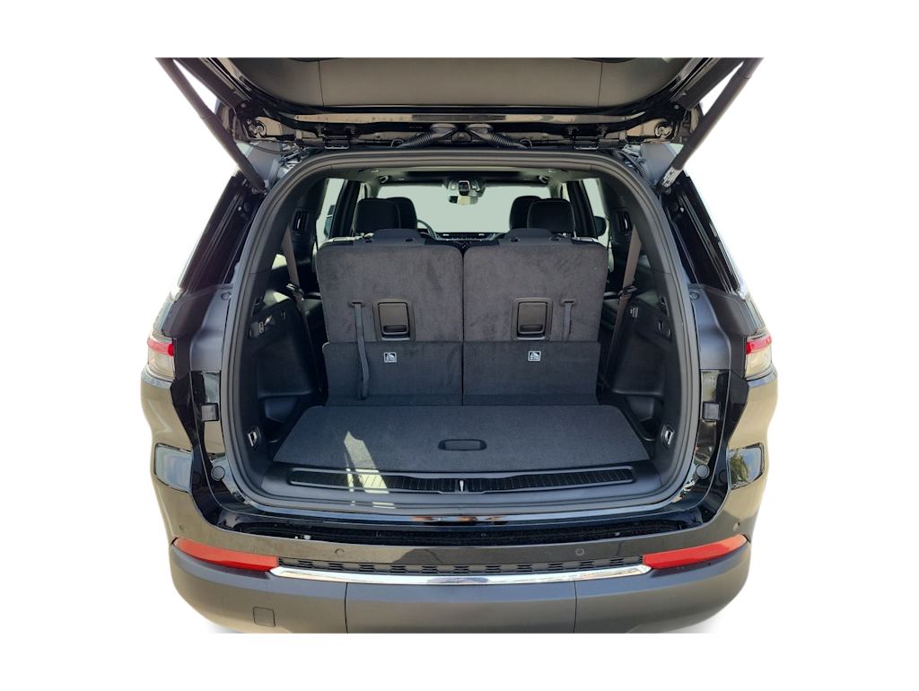 Thumbnail: 2026 Jeep Grand Cherokee L - 18