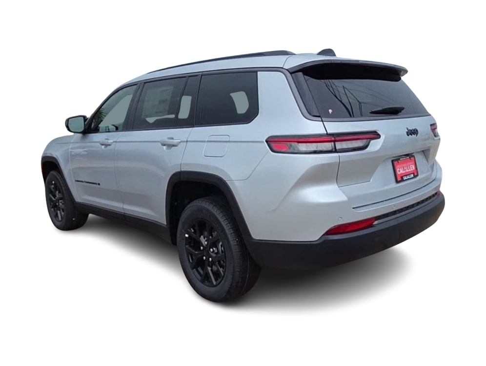Thumbnail: 2026 Jeep Grand Cherokee L - 4