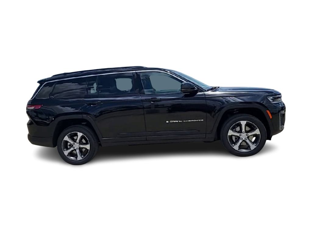 Thumbnail: 2026 Jeep Grand Cherokee L - 21