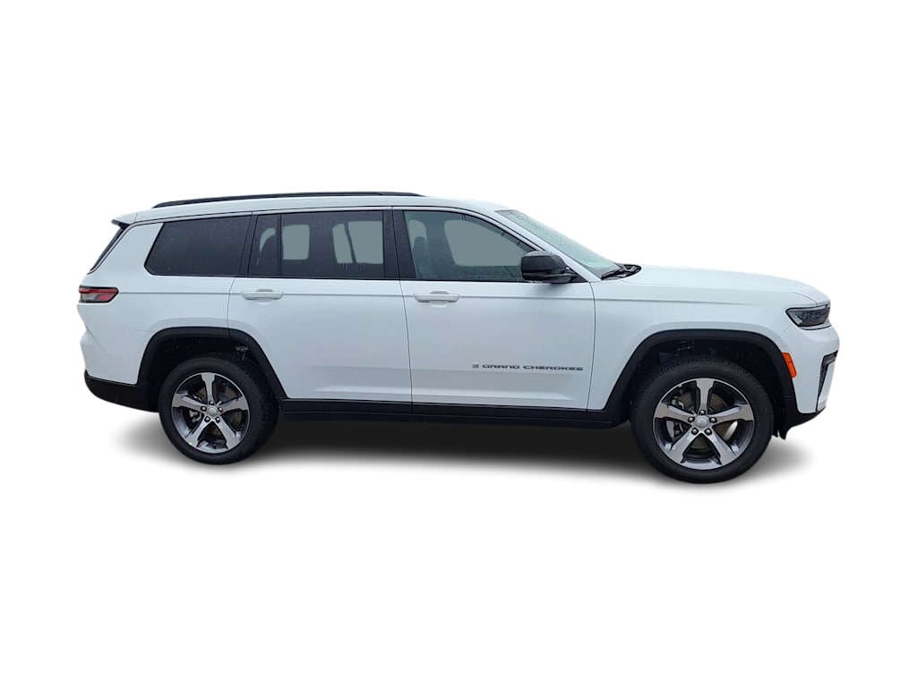 Thumbnail: 2026 Jeep Grand Cherokee L - 24