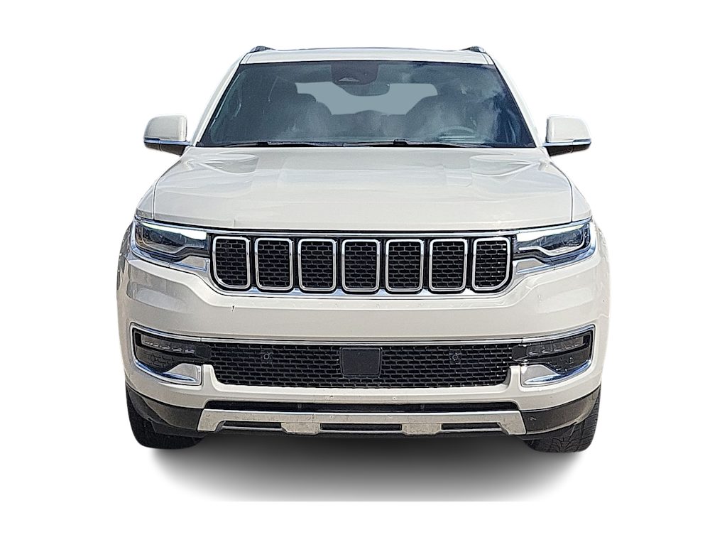 Thumbnail: 2022 Jeep Wagoneer - 28