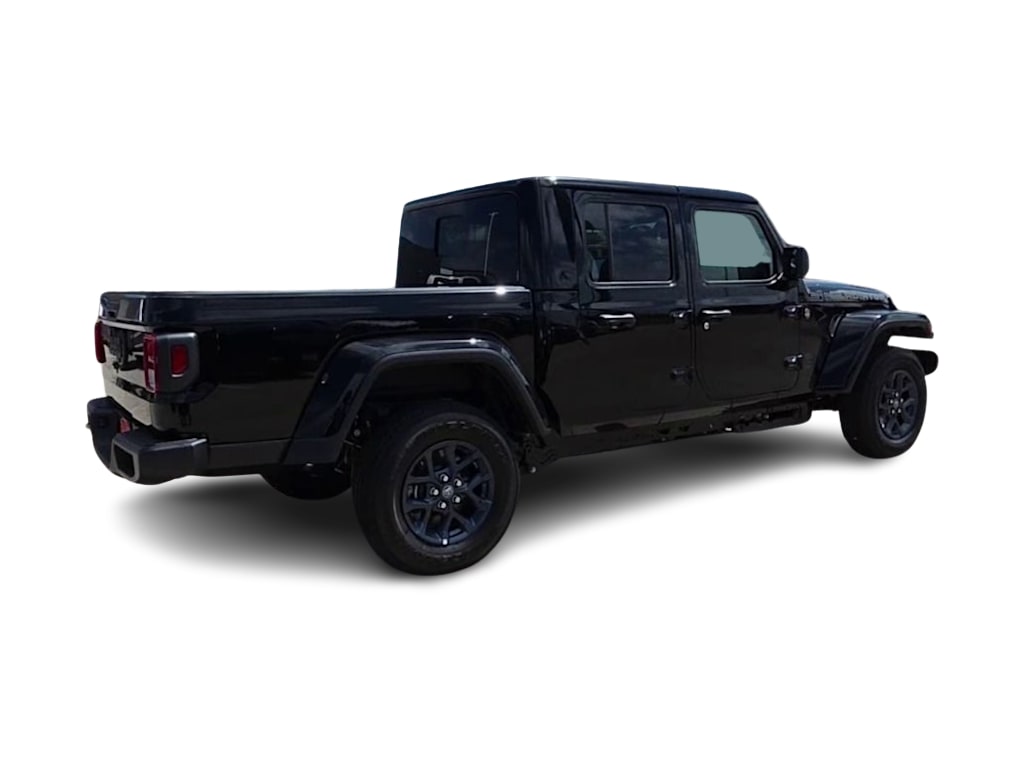 Thumbnail: 2026 Jeep Gladiator - 21