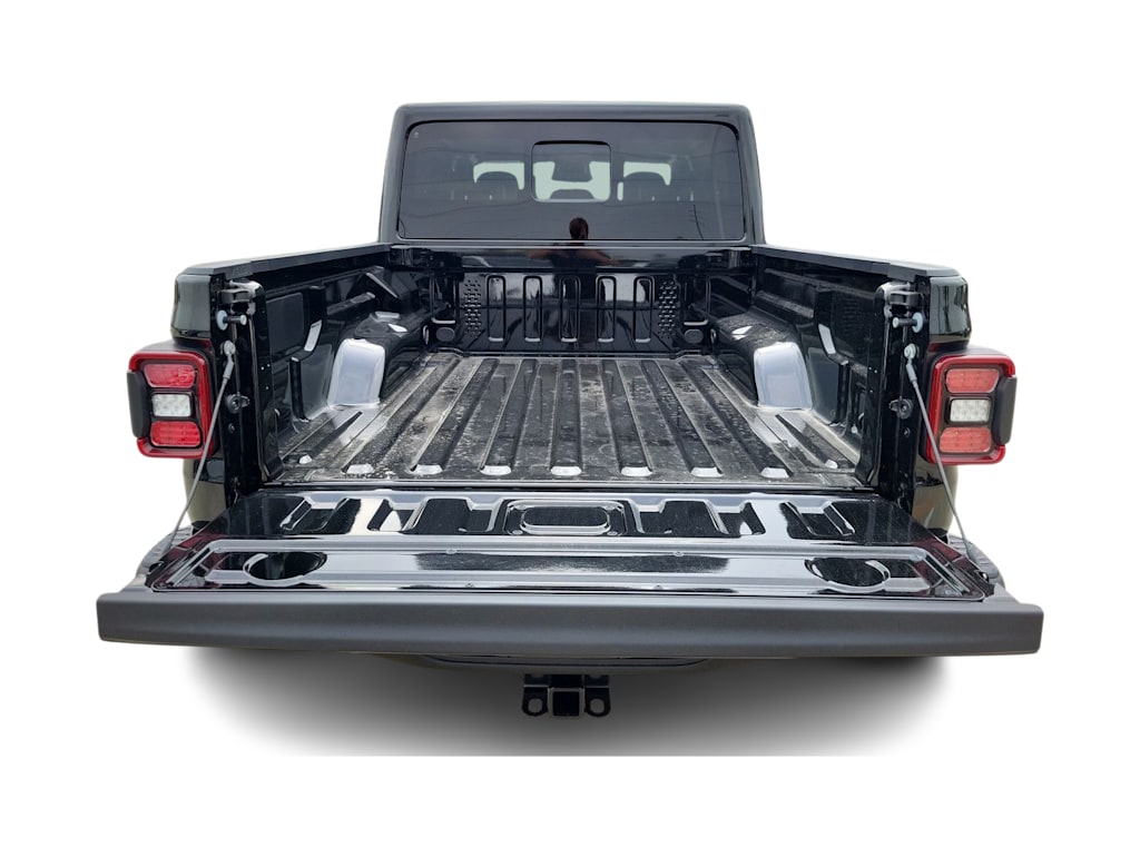 Thumbnail: 2026 Jeep Gladiator - 17