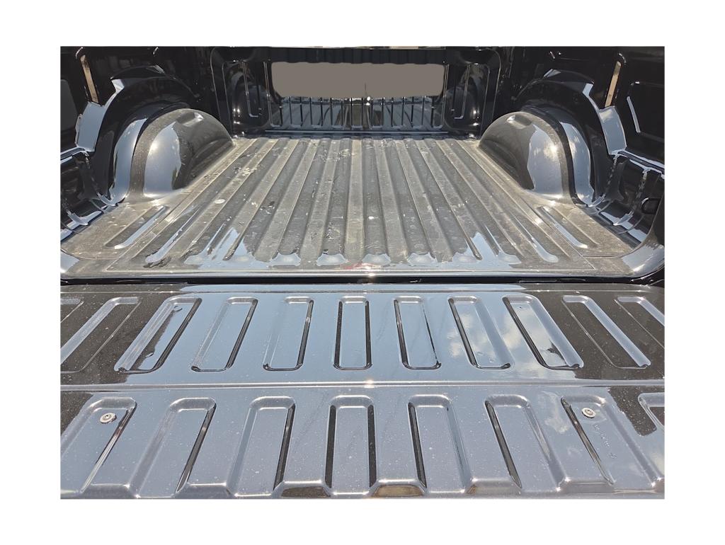 Thumbnail: 2026 RAM 1500 - 14