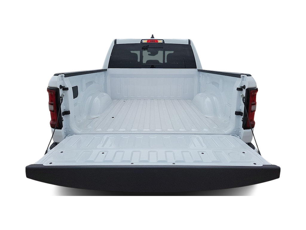 Thumbnail: 2026 RAM 1500 - 17