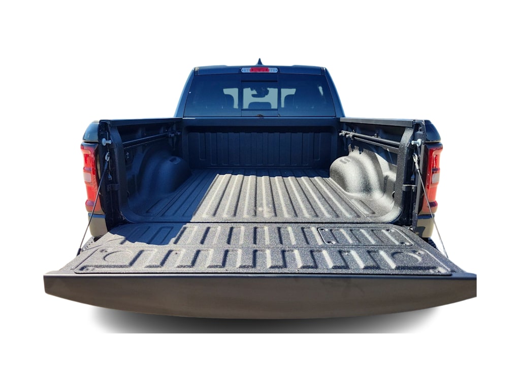 Thumbnail: 2026 RAM 1500 - 17