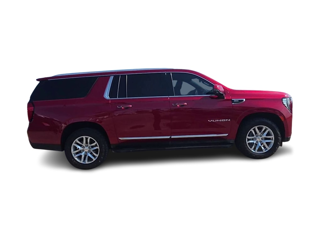 Thumbnail: 2023 GMC Yukon XL - 21