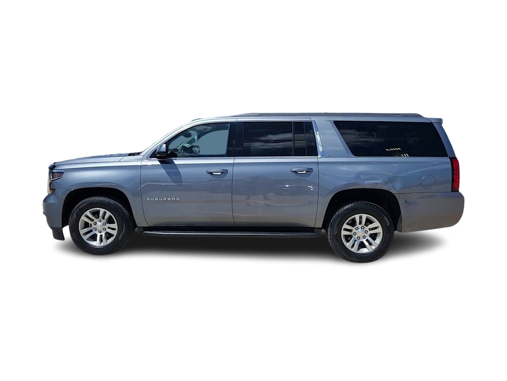 Thumbnail: 2019 Chevrolet Suburban - 3