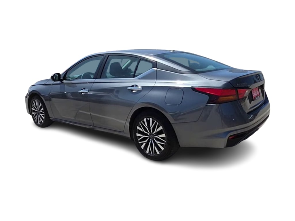Thumbnail: 2025 Nissan Altima - 4