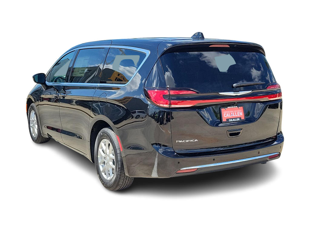 Thumbnail: 2026 Chrysler Pacifica - 25