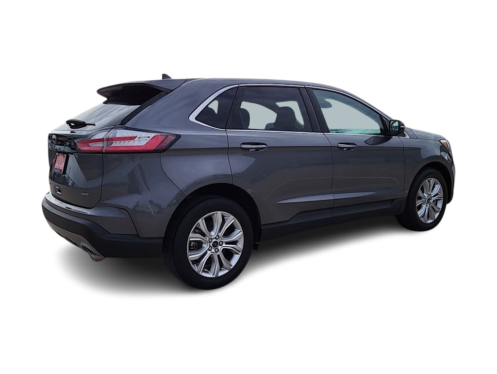 2022 Ford Edge Titanium 23