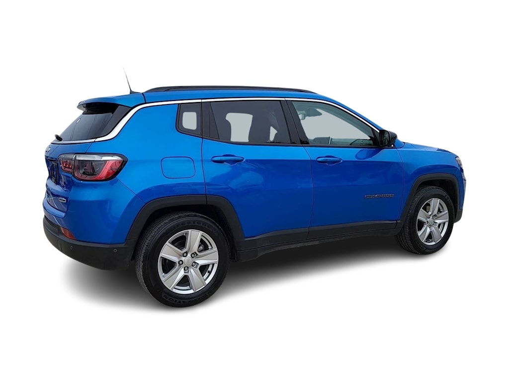 2022 Jeep Compass Latitude 23