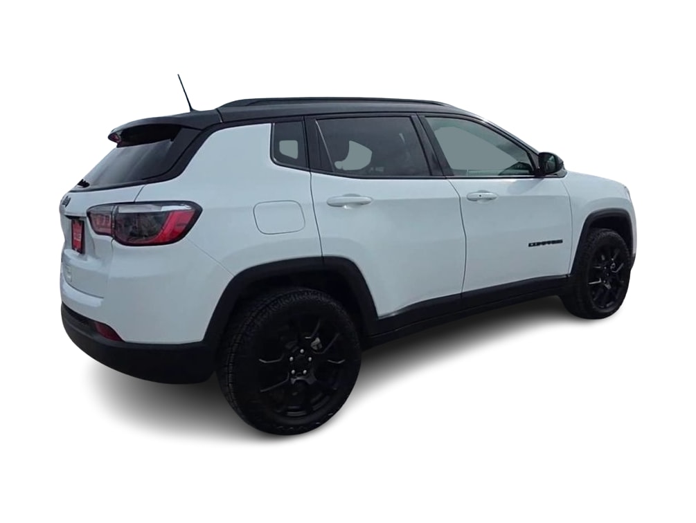 Thumbnail: 2024 Jeep Compass - 21