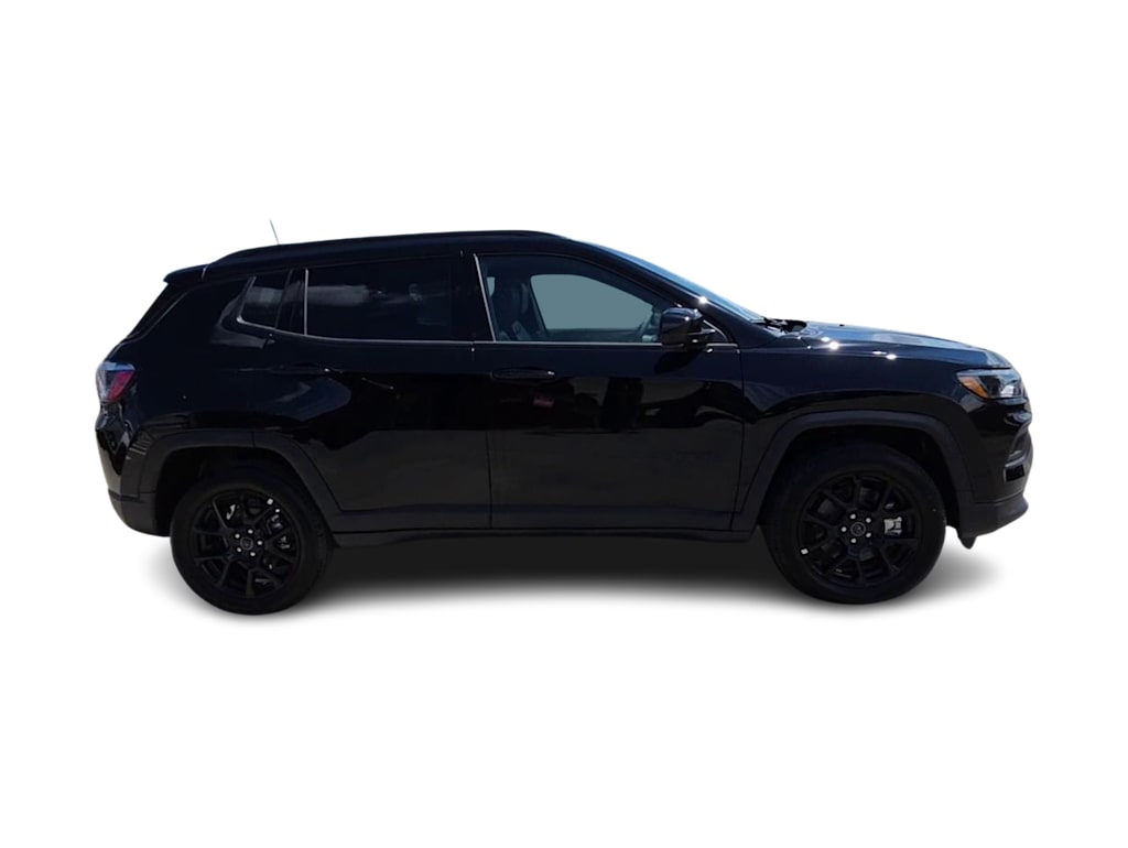 Thumbnail: 2026 Jeep Compass - 22