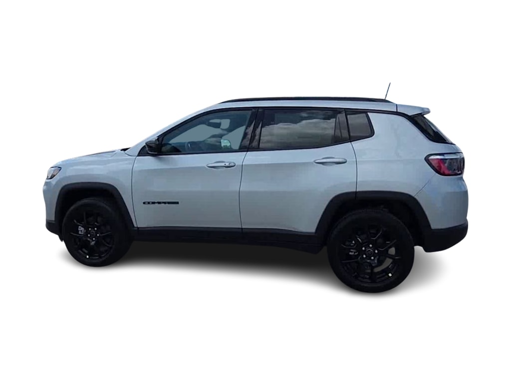Thumbnail: 2026 Jeep Compass - 3