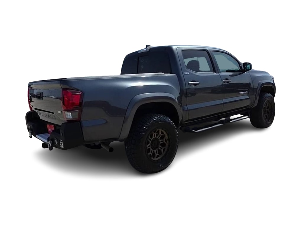 Thumbnail: 2023 Toyota Tacoma - 21