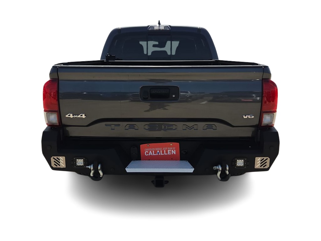 Thumbnail: 2023 Toyota Tacoma - 25