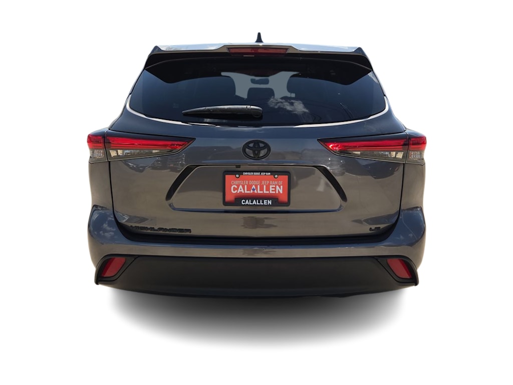 Thumbnail: 2023 Toyota Highlander - 24