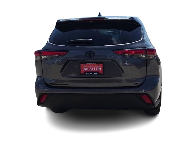 Thumbnail: 2023 Toyota Highlander - 5