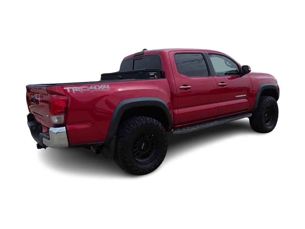 Thumbnail: 2017 Toyota Tacoma - 21