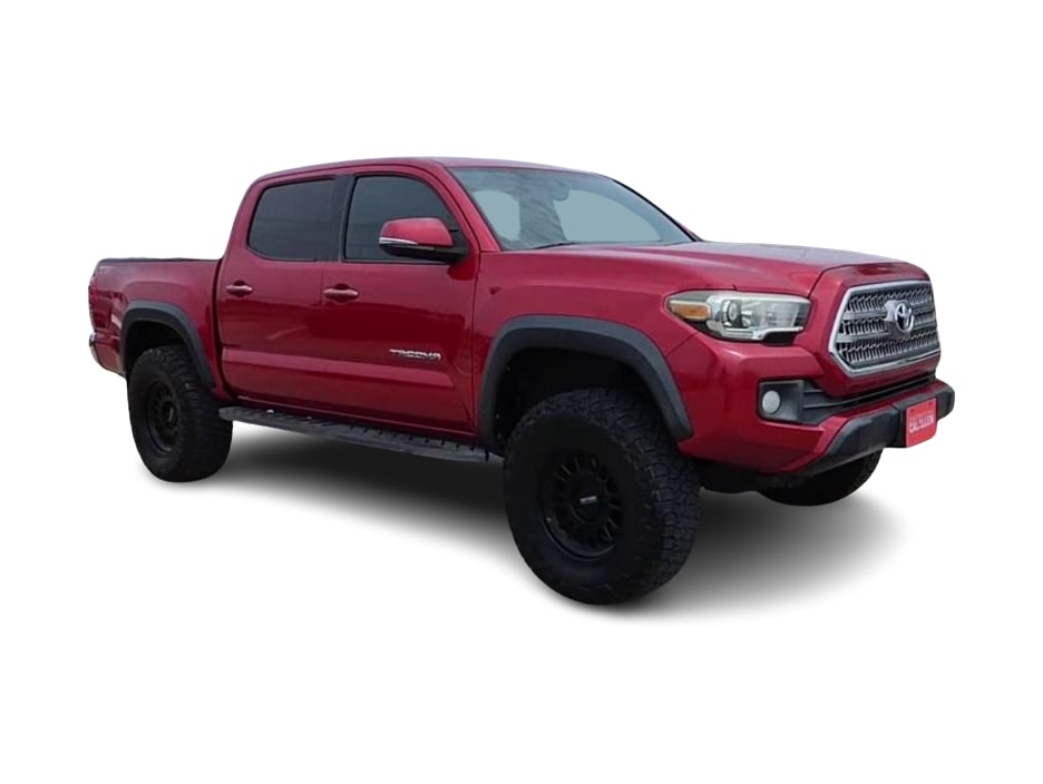 Thumbnail: 2017 Toyota Tacoma - 19