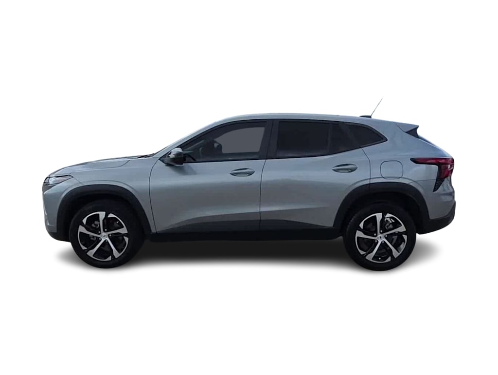 Thumbnail: 2024 Chevrolet Trax - 3